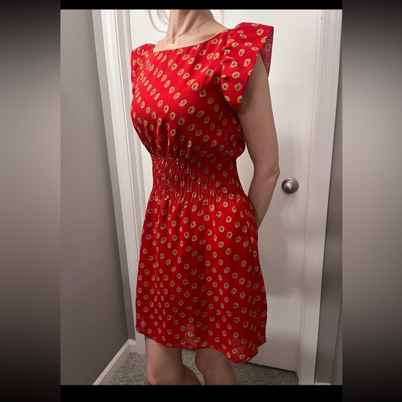 Dresses & Skirts - Fun summer dress